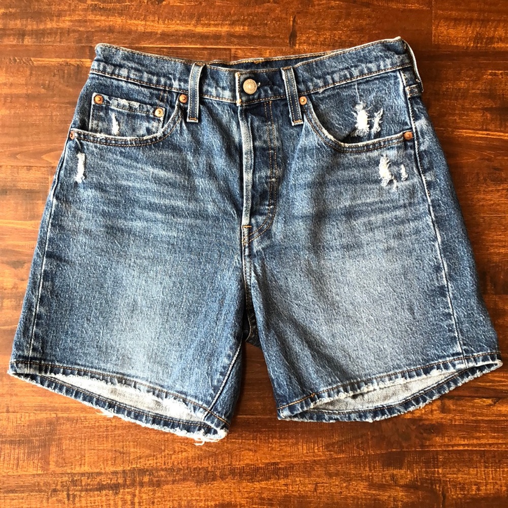 Levi’s 501 Mid-thigh Denim Shorts